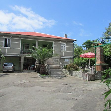 Joni Guest House Batumi Exterior foto